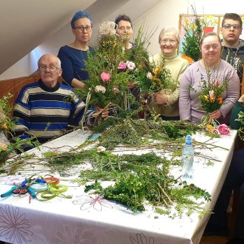 Tradycja i codzienność – tworzymy palmy wielkanocne